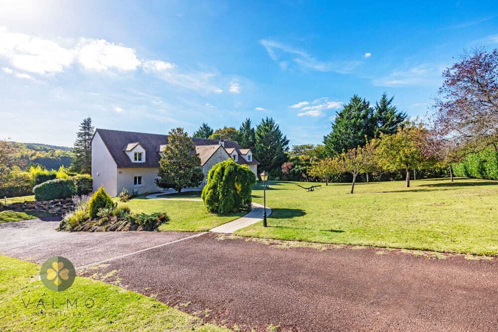 Estate in Thoiry, Ile-de-France, France 5 - 16361740