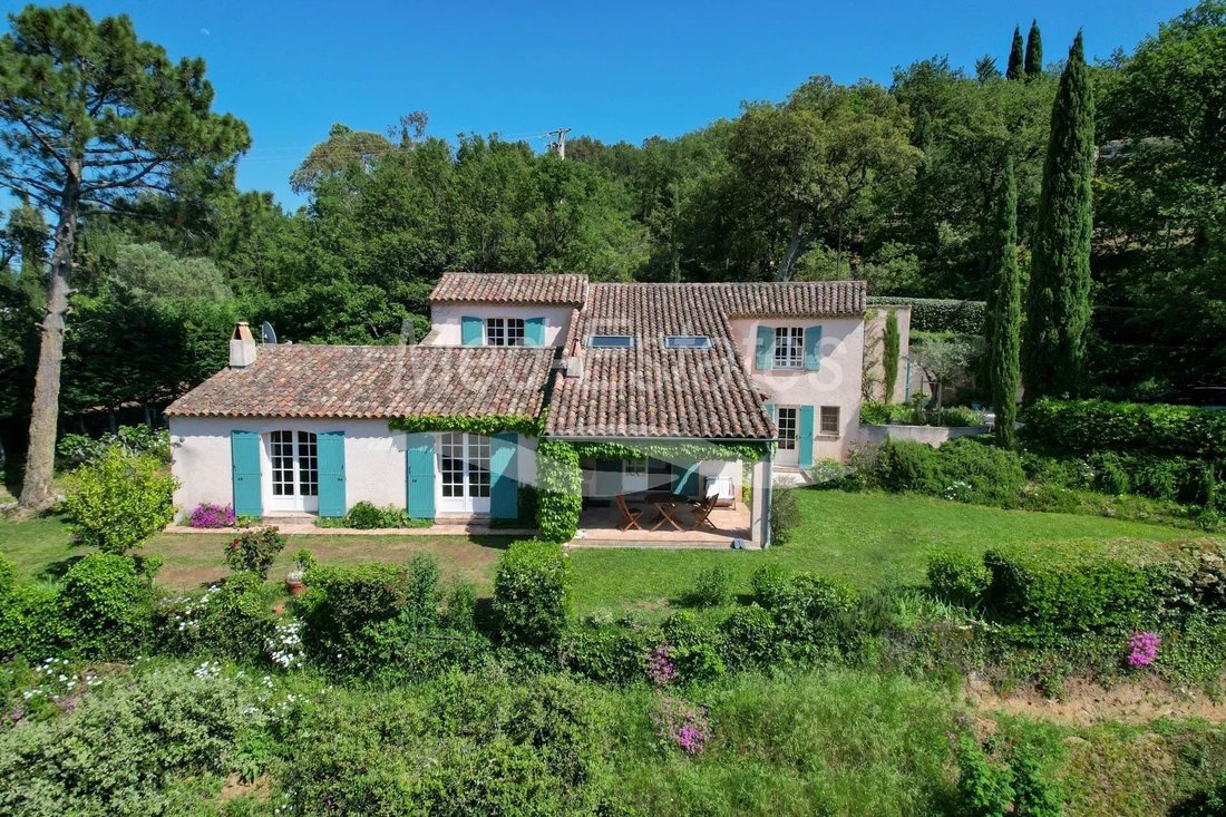 Villa in Grimaud, Provence-Alpes-Côte d'Azur, France 3 - 16358691