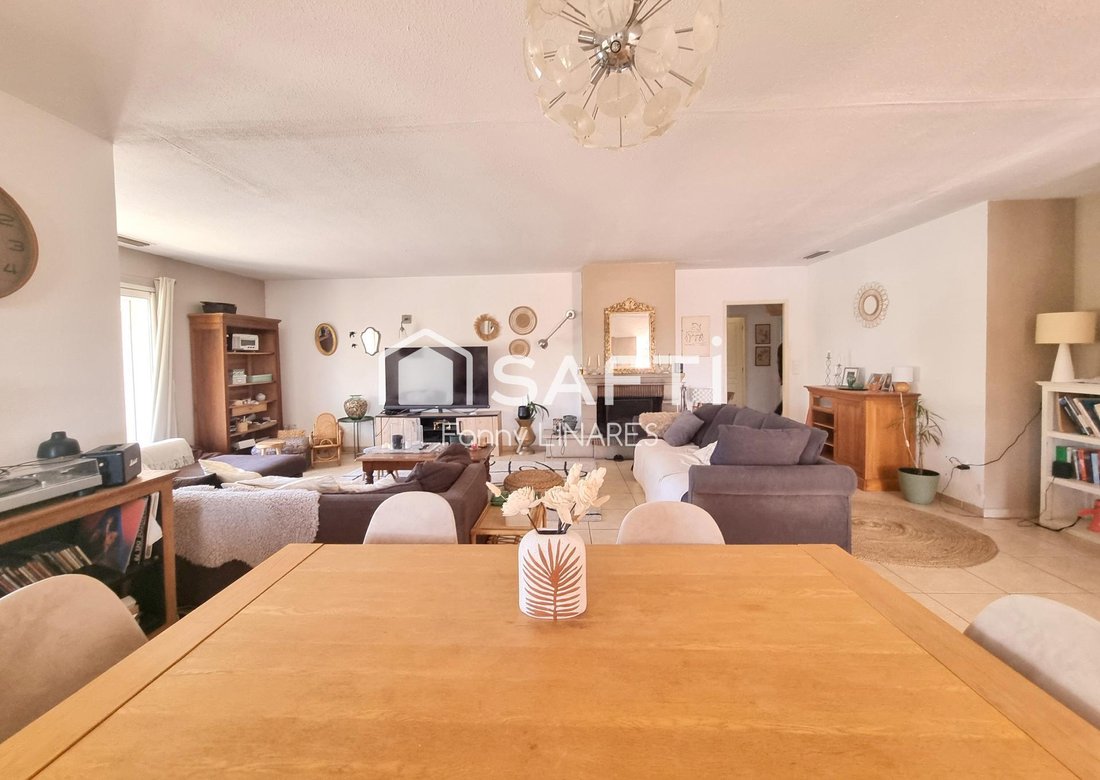 House in Les Platanes, Perpignan, France 5 - 16360604