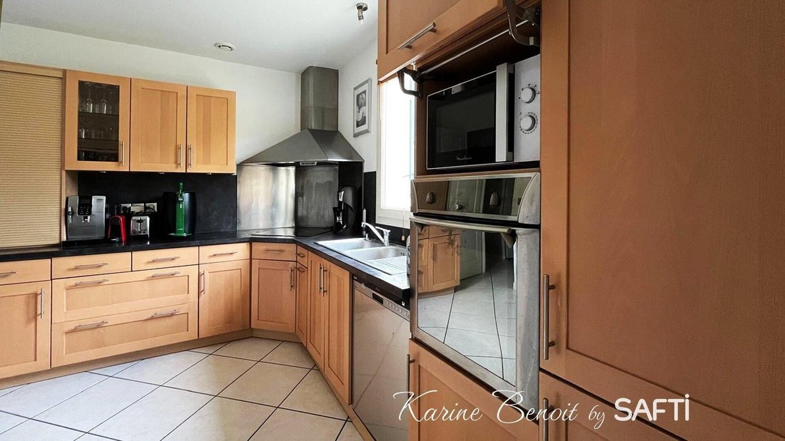 House in Etiolles, Ile-de-France, France 5 - 16360534