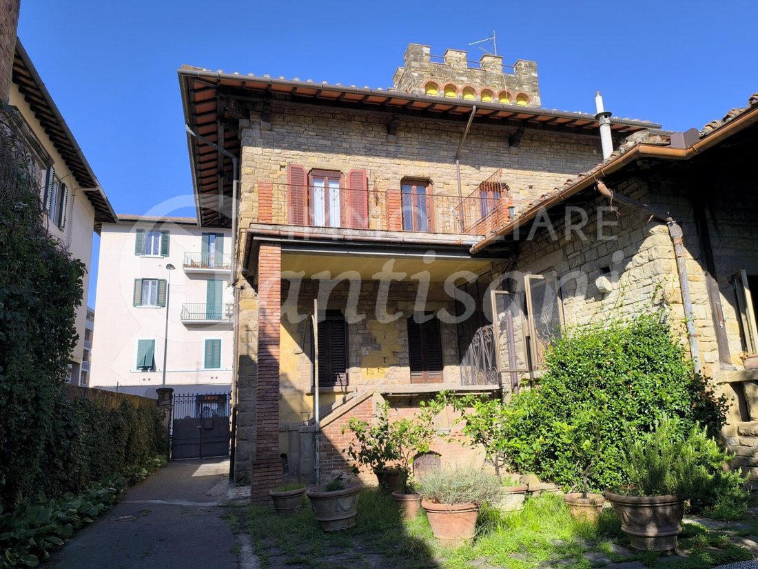 Villa in Rifredi - Careggi, Florence, Italy 2 - 16363420