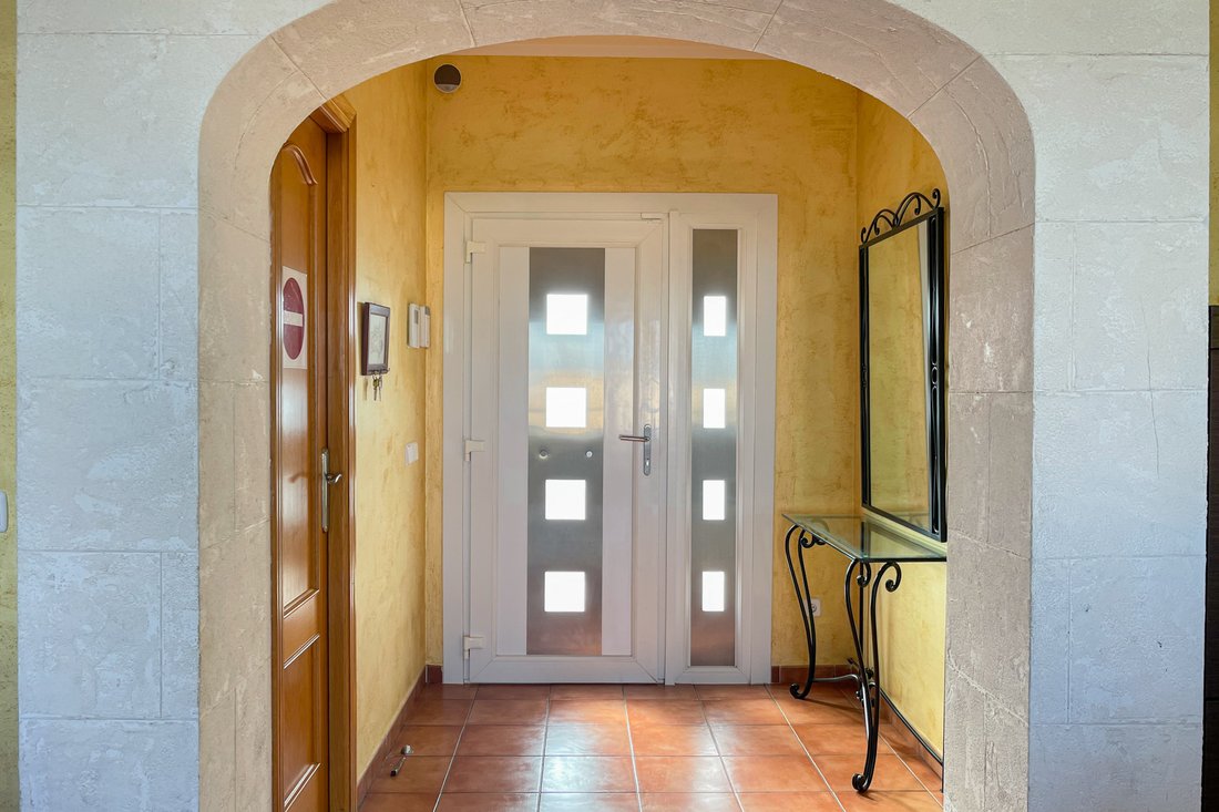 Villa in Llucmajor, Balearic Islands, Spain 5 - 16358620
