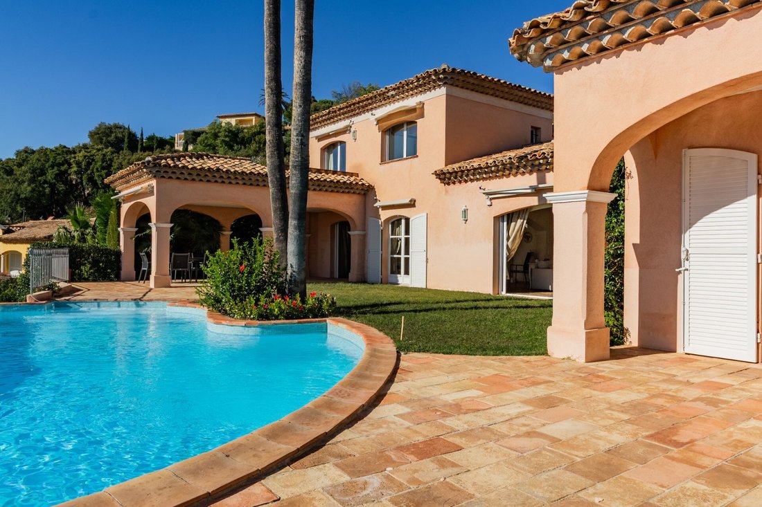 Villa in Nartelle-Noyer-Bellevue-bd des Sardinaux, Sainte-Maxime, France 3 - 16359003