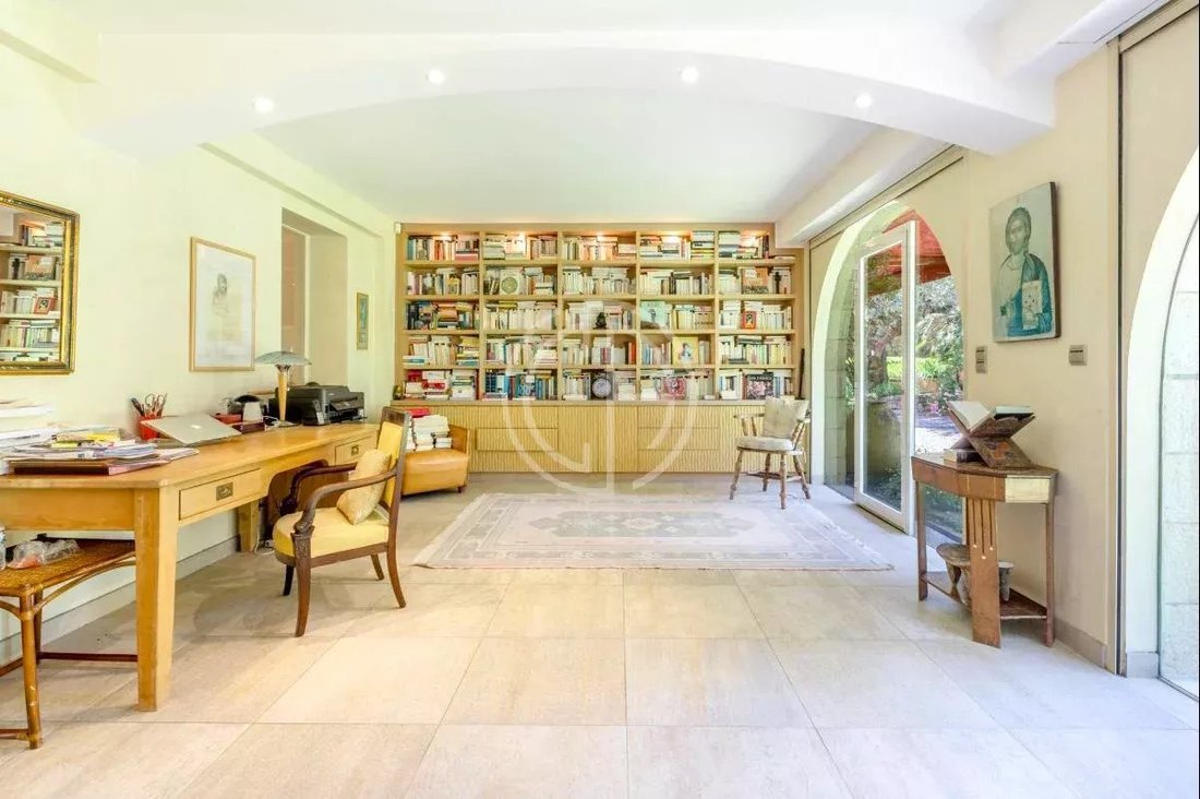 Villa in Vieux Cannet, Le Cannet, France 5 - 16358507