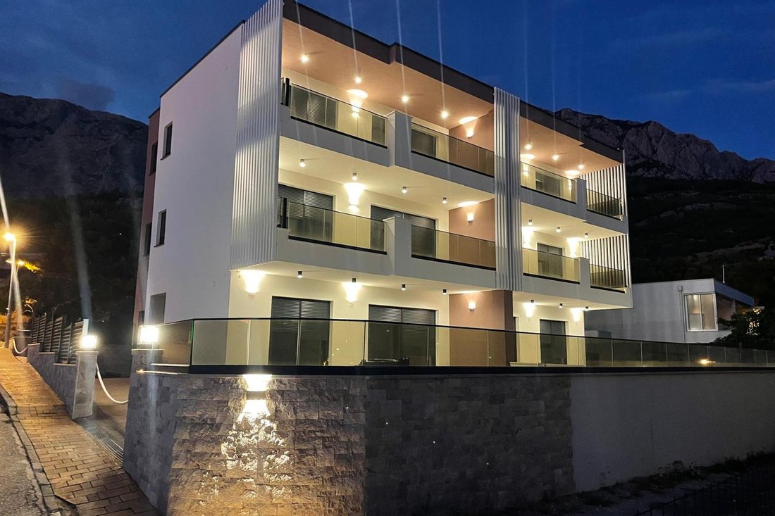 Villa in Promajna, Split-Dalmatia County, Croatia 1 - 16362552