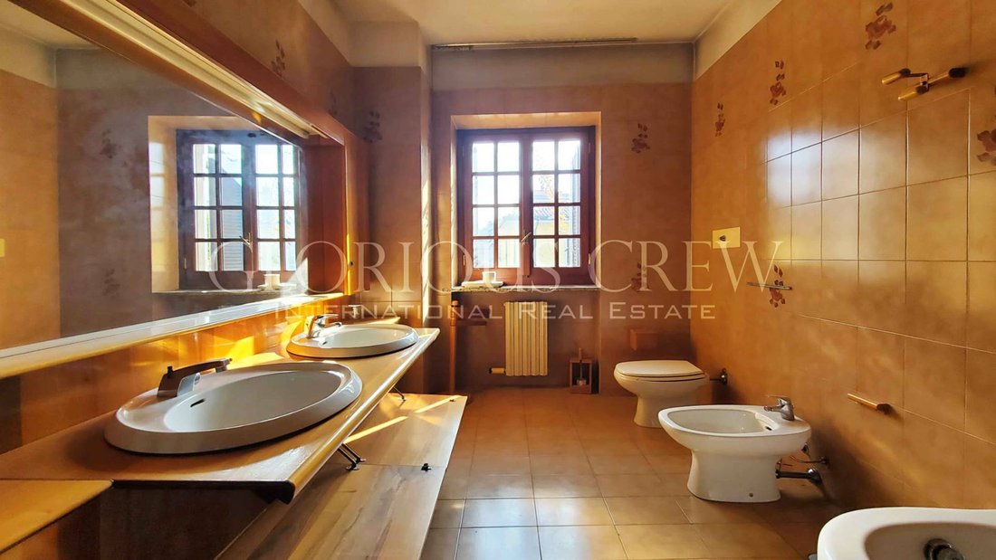 Villa in Center, Seregno, Lombardy 5 - 16362874