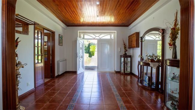House in Carvoeiro, Santarem District, Portugal 1 - 16358761