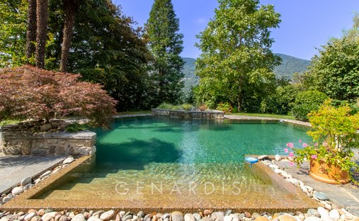 Villa in Tresa, Ticino, Switzerland 1