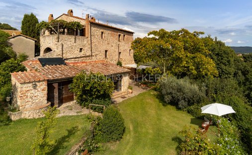 Country House in Roccastrada, Tuscany, Italy 1