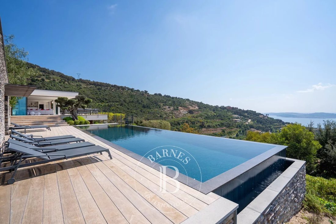Villa in Grimaud, Provence-Alpes-Côte d'Azur, France 5 - 15485142