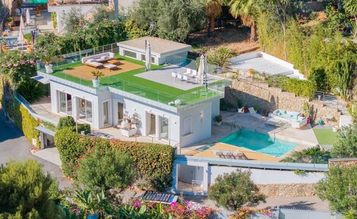Villa in Èze, Provence-Alpes-Côte d'Azur, France 1