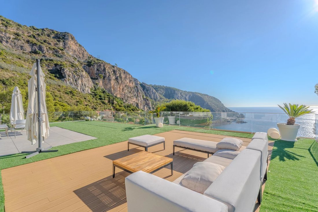 Villa in Èze, Provence-Alpes-Côte d'Azur, France 2 - 16364361
