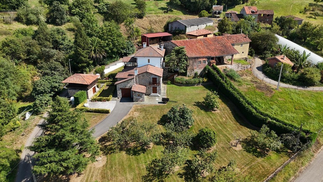 Chalet in Illas, Asturias, Spain 2 - 16365778