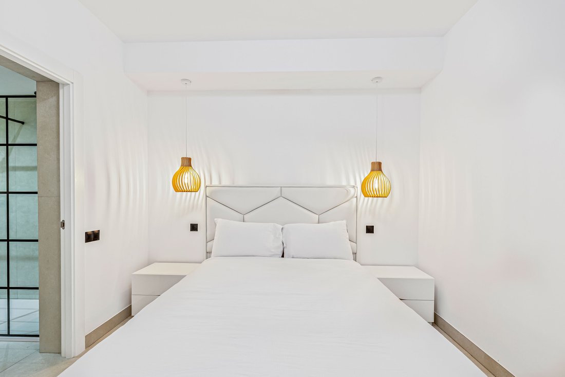 Apartment in Puerto Banus, Marbella, Spain 1 - 16250676
