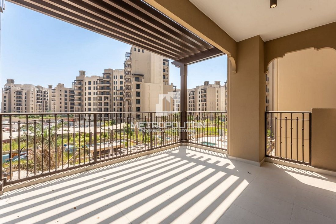 Apartment in Umm Suqeim, Dubai, United Arab Emirates 2 - 16365105