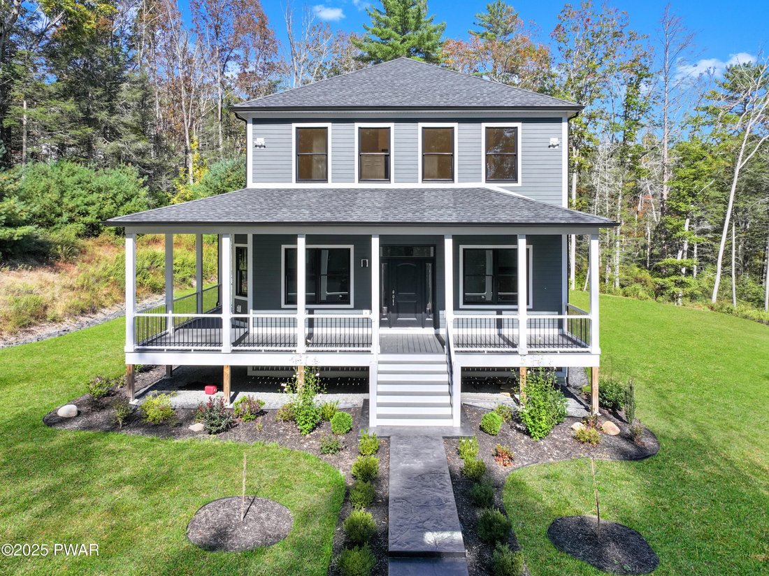 House in Milford, Pennsylvania, United States 1 - 16365022