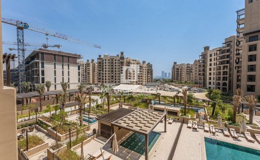 Apartment in Umm Suqeim, Dubai, United Arab Emirates 1