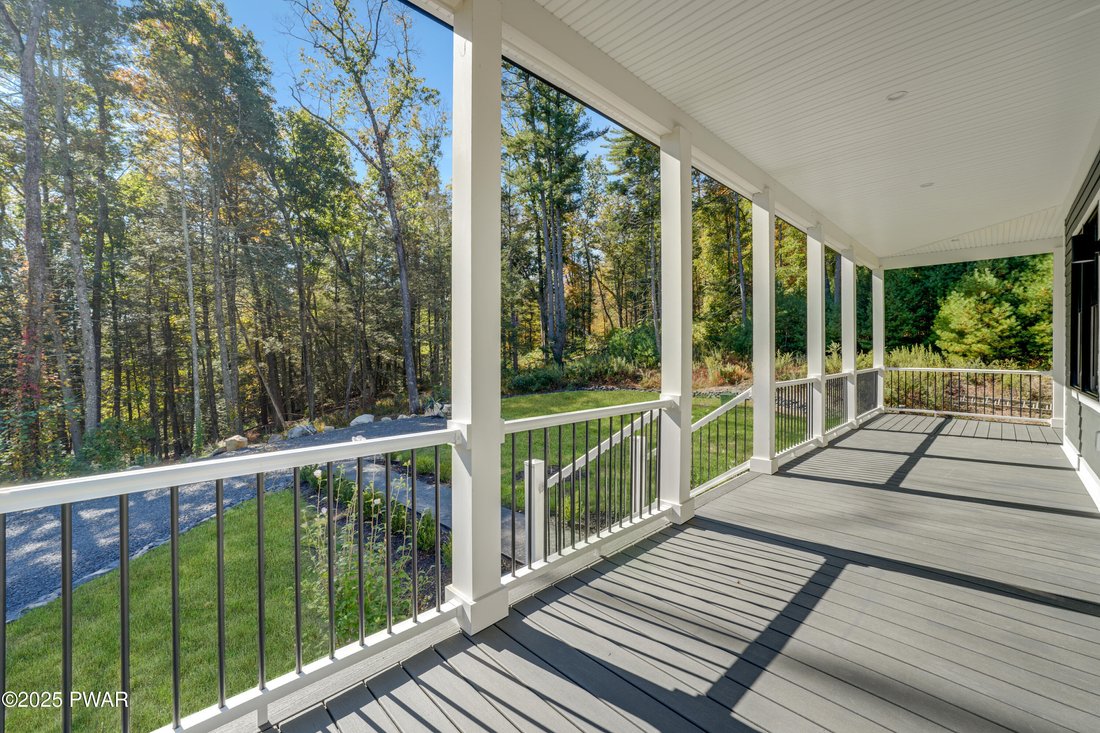 House in Milford, Pennsylvania, United States 3 - 16365022