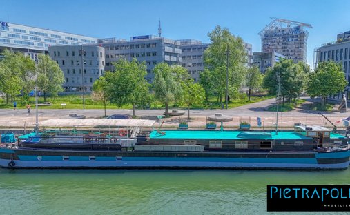Apartment in Perralière, Lyon, Auvergne-Rhône-Alpes 1