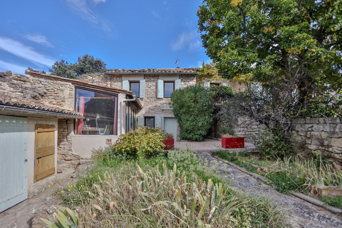 House in Gordes, Provence-Alpes-Côte d'Azur, France 3 - 16365795