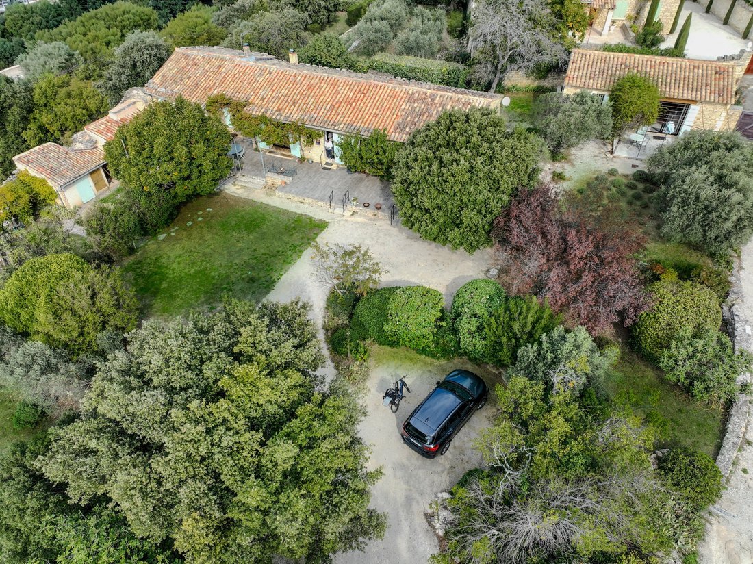 House in Gordes, Provence-Alpes-Côte d'Azur, France 1 - 16365795