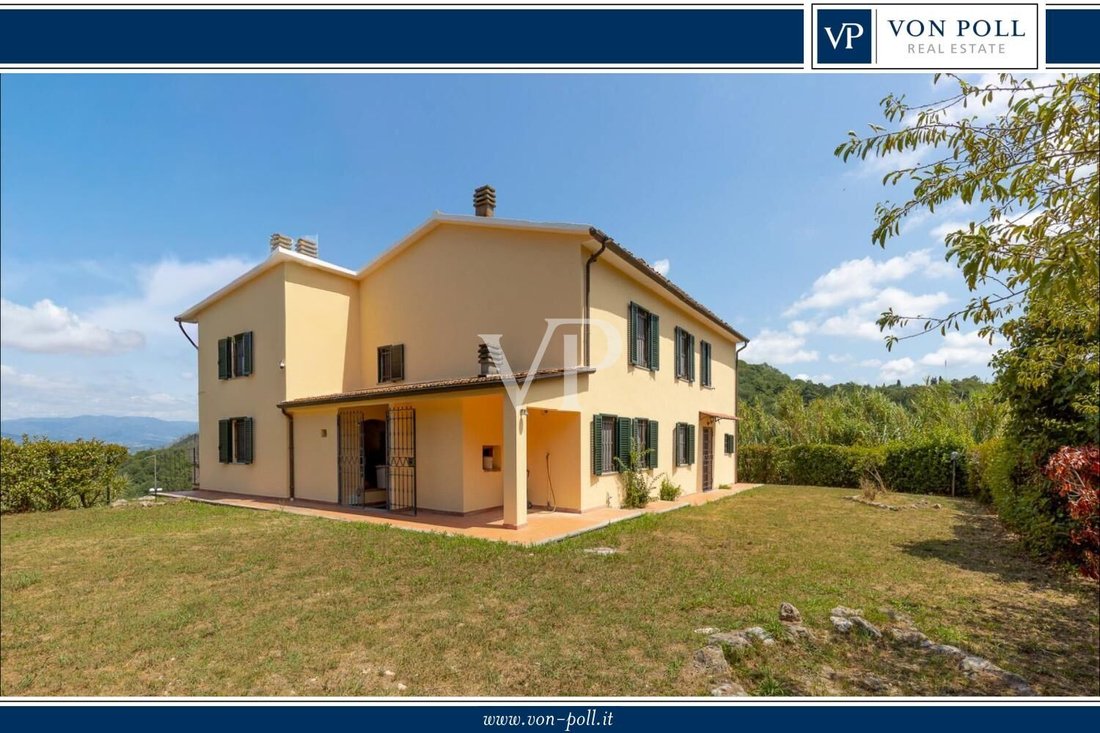 House in Historic Center, Lucca, Tuscany 1 - 16364763