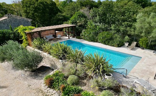 Maison à Uzès, Occitanie, France 1