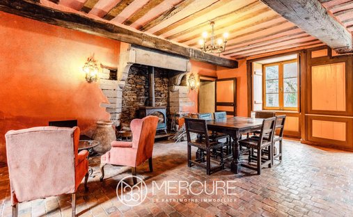 Castle for Sale in La Gacilly, Brittany, France