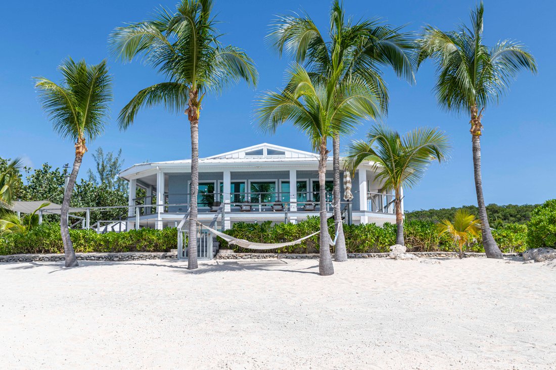 House in Bodden Town, Bodden Town, Cayman Islands 2 - 16370107