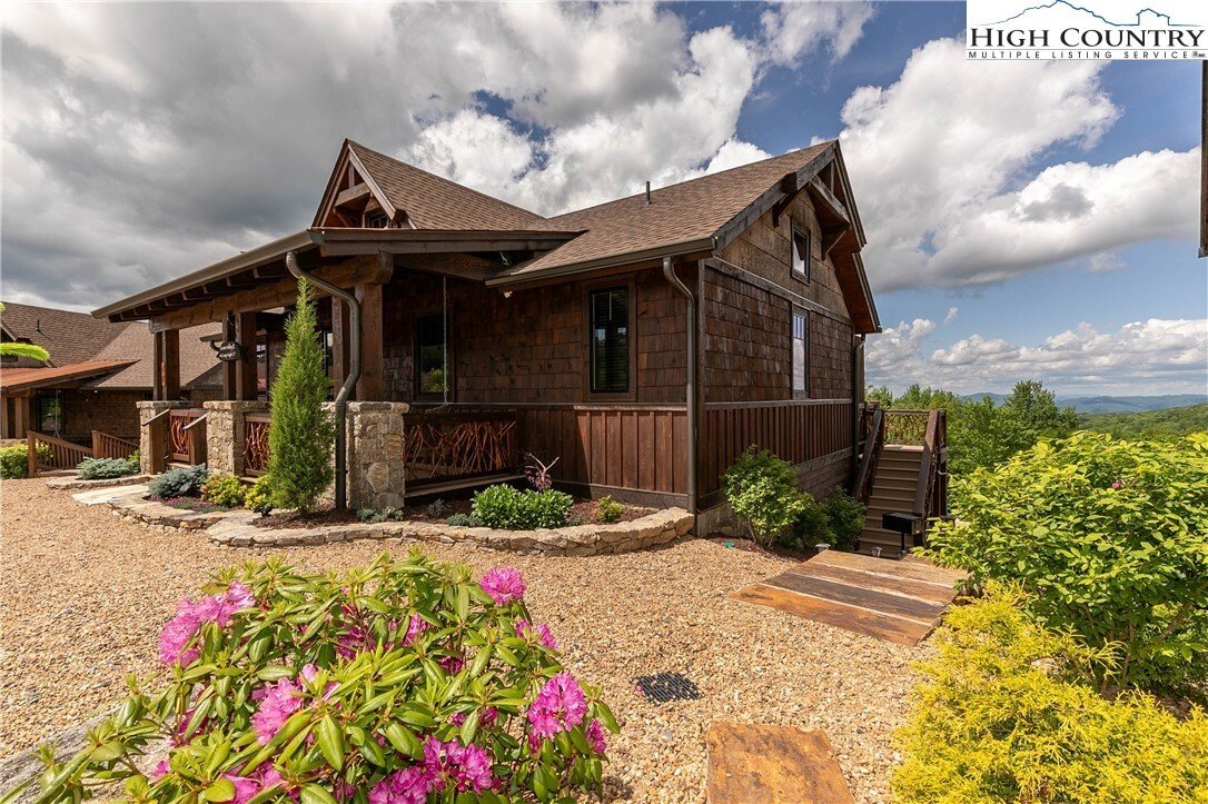 House in Banner Elk, North Carolina, United States 1 - 16370779