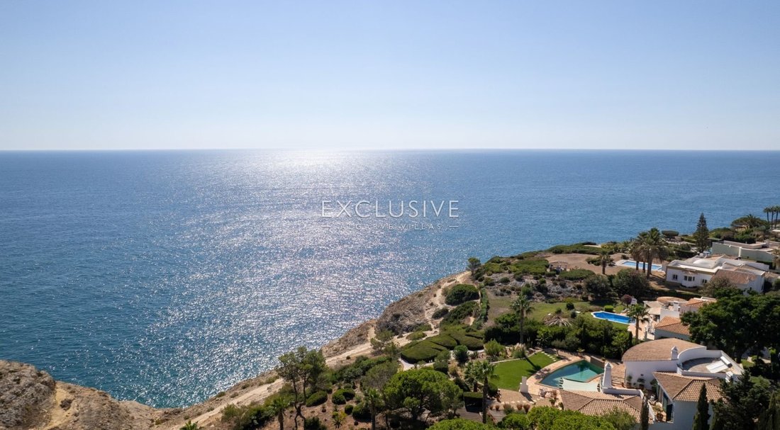 Villa in Carvoeiro, Algarve, Portugal 1 - 16381006
