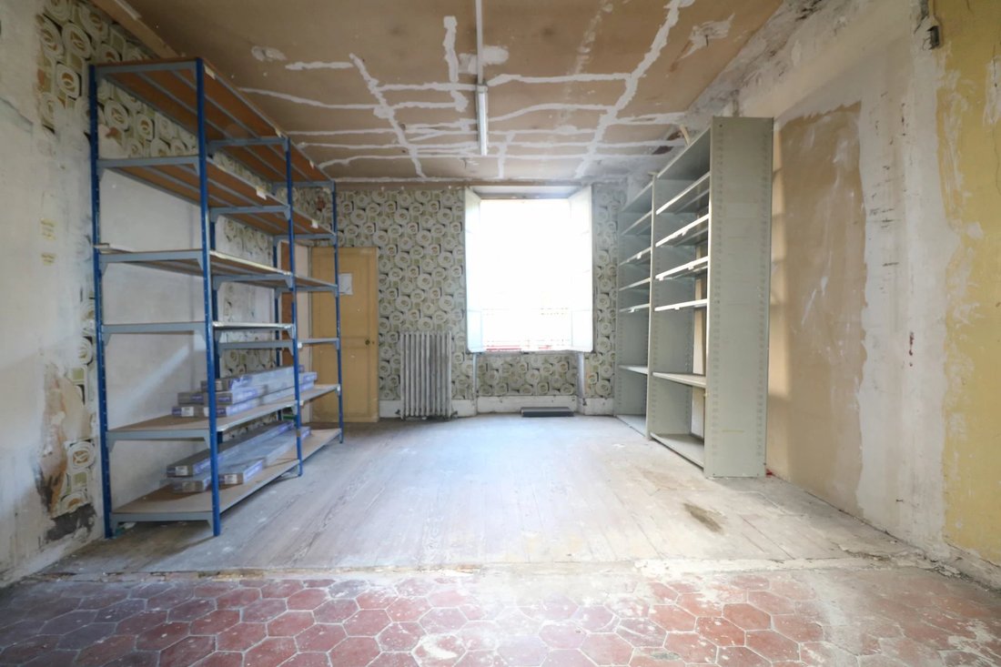 Apartment in Montreuil, Versailles, France 4 - 16369184