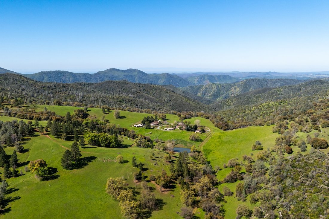 House in Groveland, California, United States 1 - 16367946