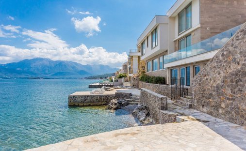 Villa in Krašići, Tivat Municipality, Montenegro 1