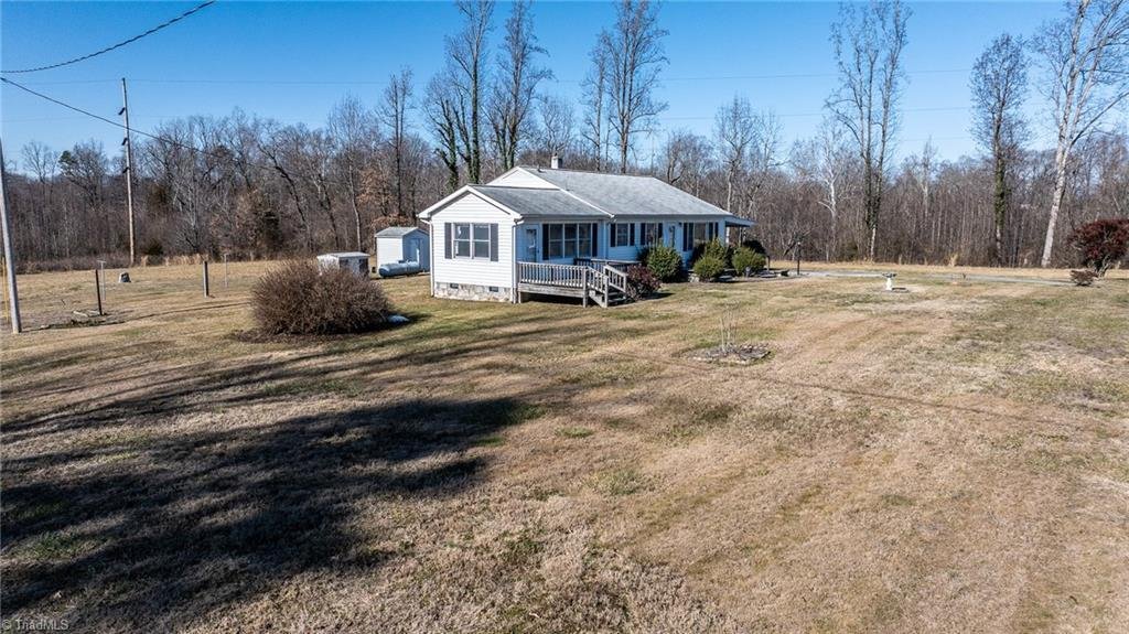 House in Siler City, North Carolina, United States 4 - 16370895