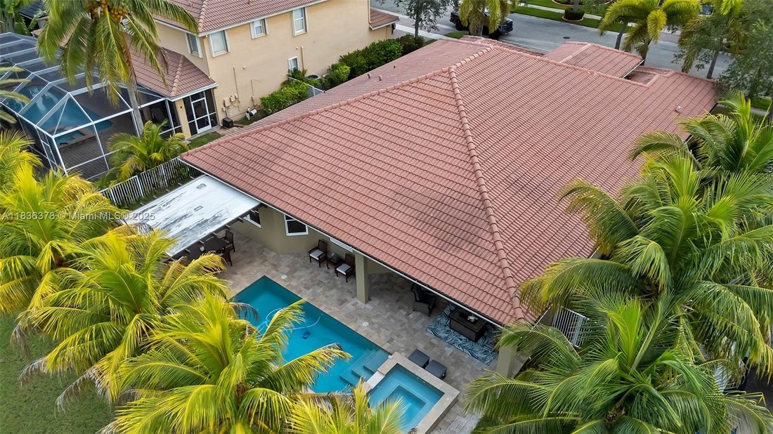 House in Weston, Florida, United States 3 - 16367766