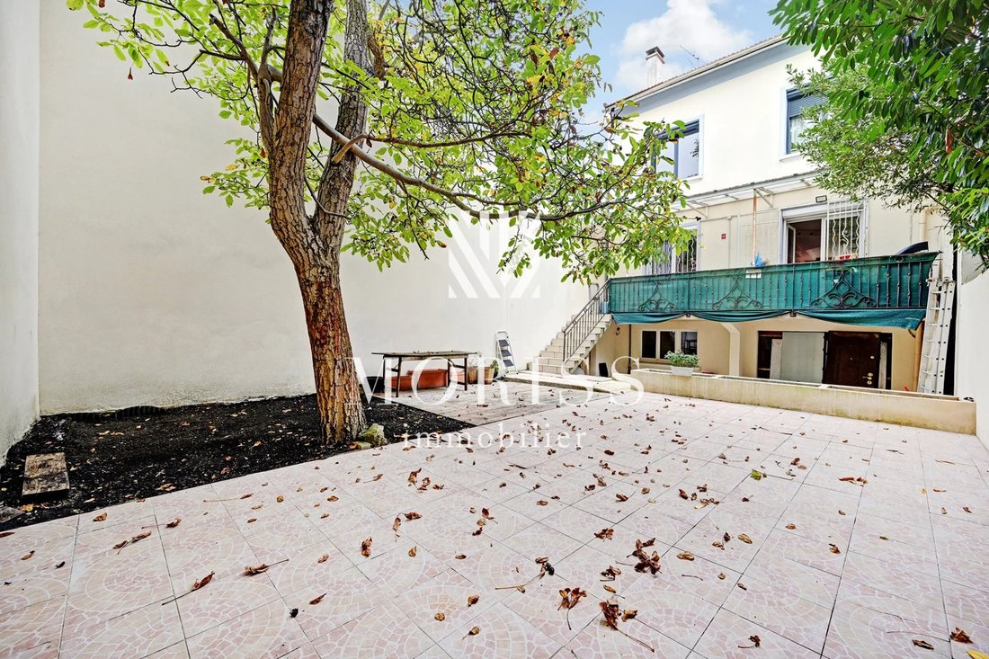 Maison à Fontenay-sous-Bois, Île-de-France, France 2 - 16372259