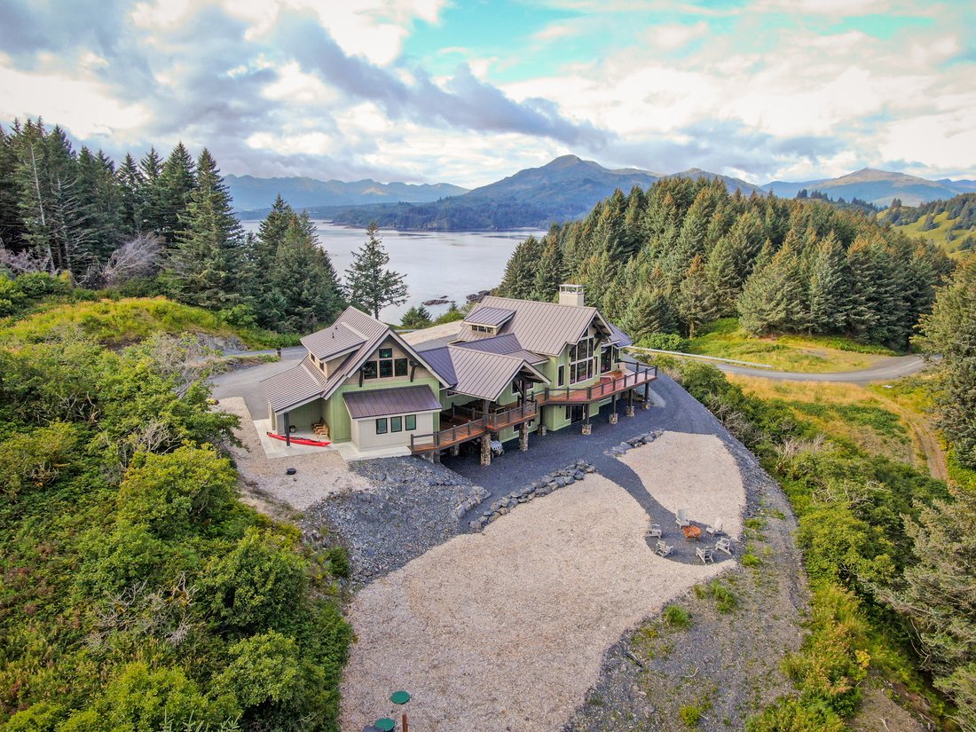House in Kodiak, Alaska, United States 2 - 16368150