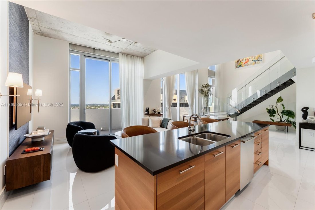 Condominio a Miami, Florida, Stati Uniti 2 - 16372585
