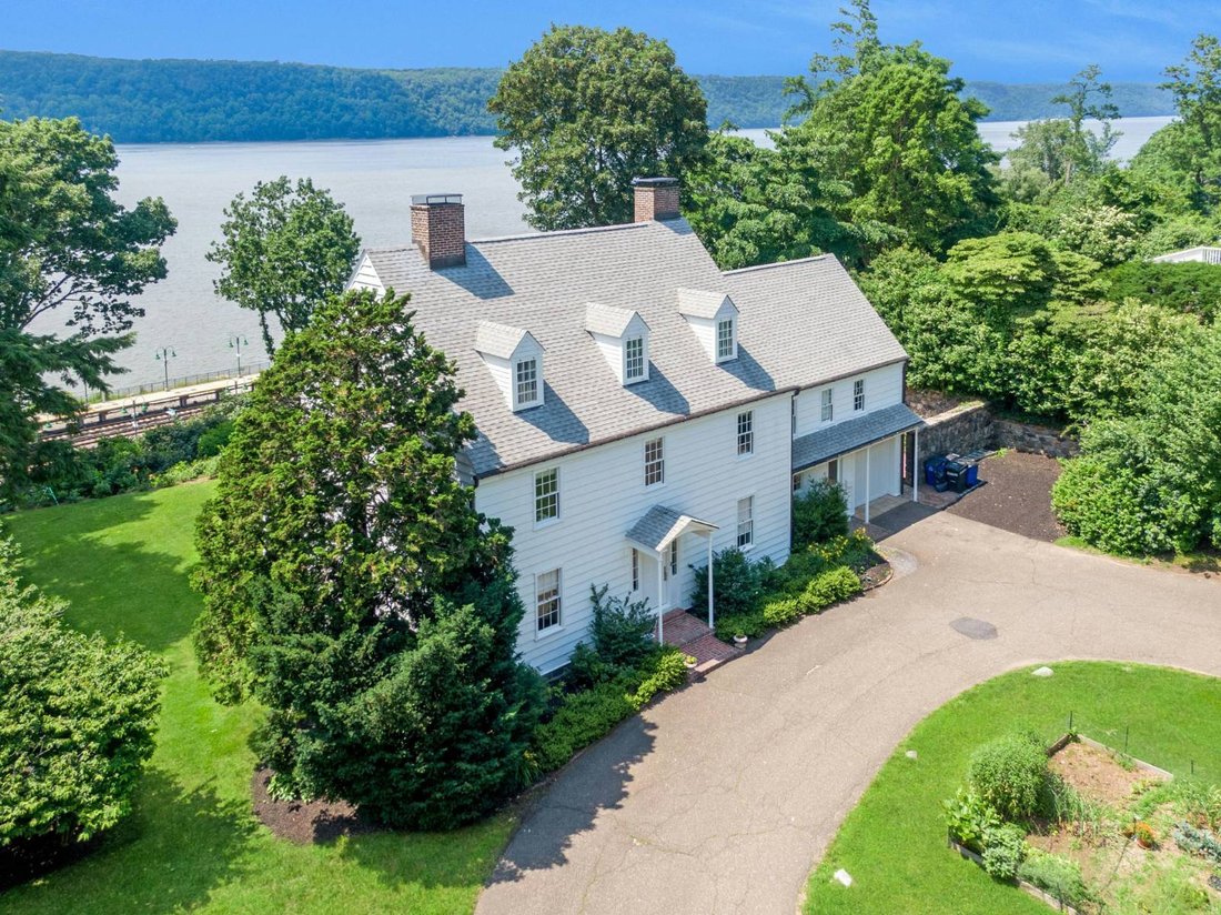 House in New York, New York, United States 1 - 16366124