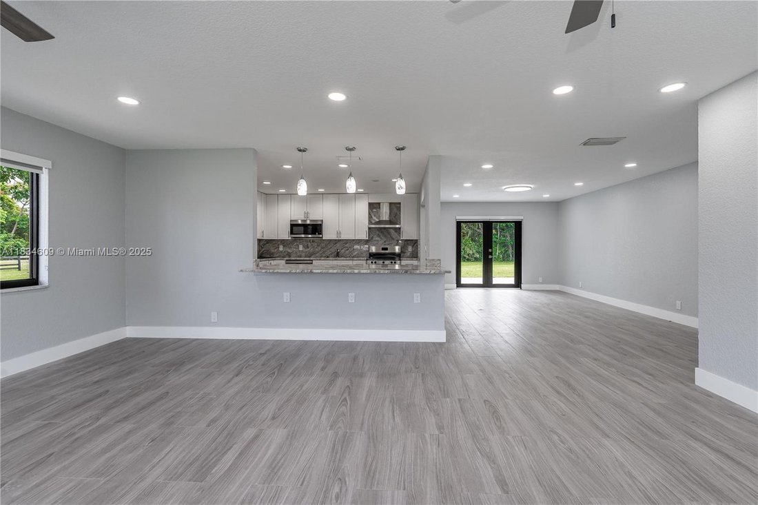 House in Southwest Ranches, Florida, United States 5 - 16367759