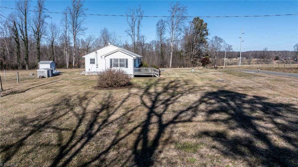 House in Siler City, North Carolina, United States 5 - 16370895