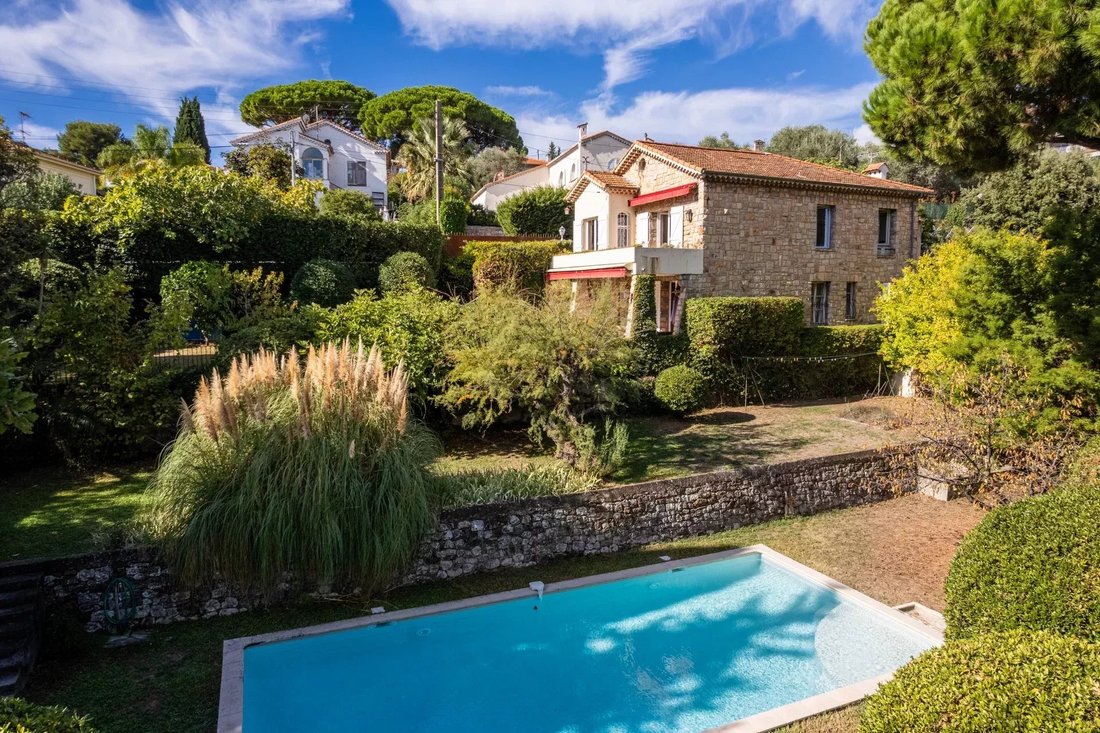 Villa in Vallergues, Cannes, France 3 - 16368751