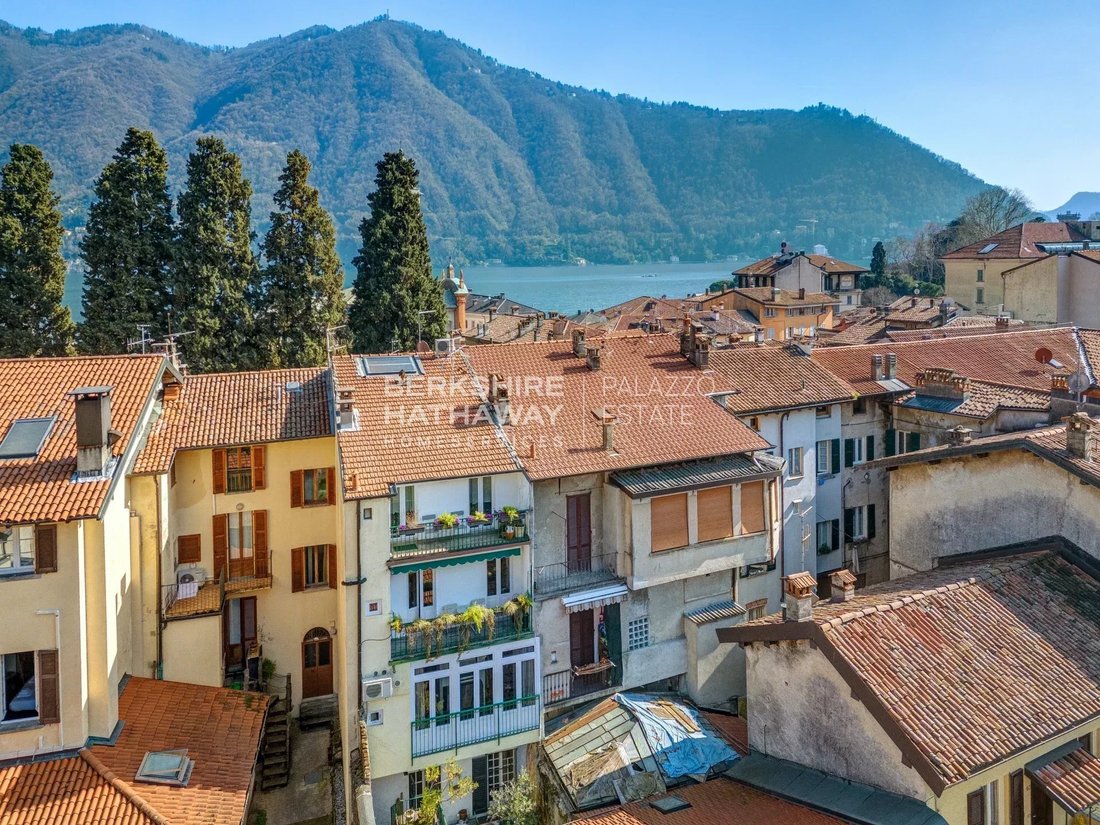 House in Cernobbio, Lombardy, Italy 1 - 16372224