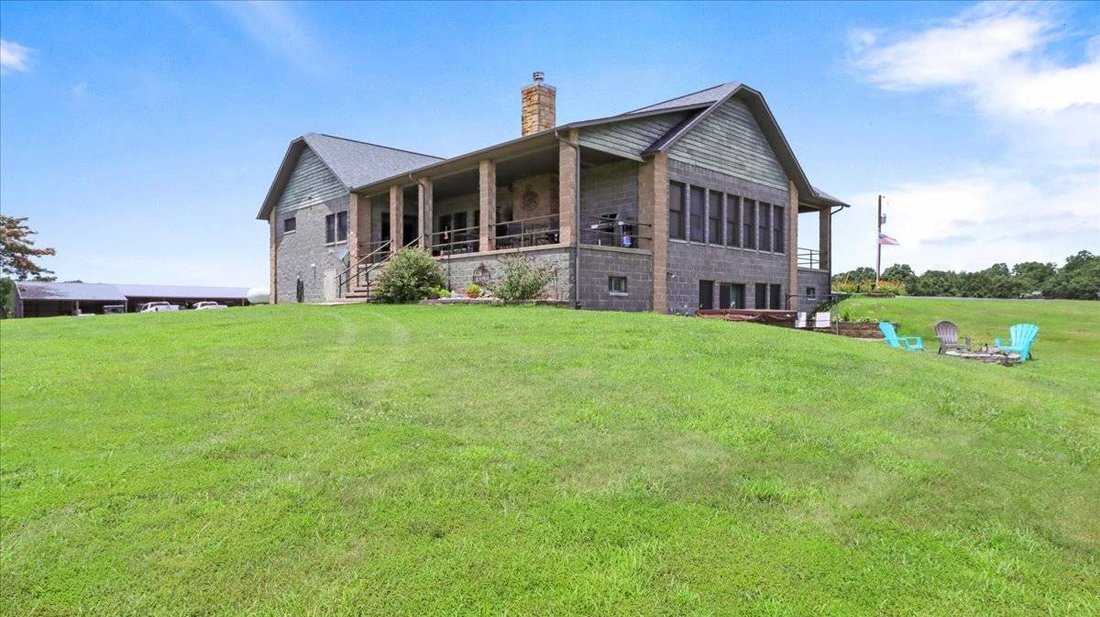 House in Yellville, Arkansas, United States 1 - 16366954