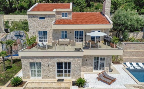 Casa a Podi, Lustizza, Montenegro 1