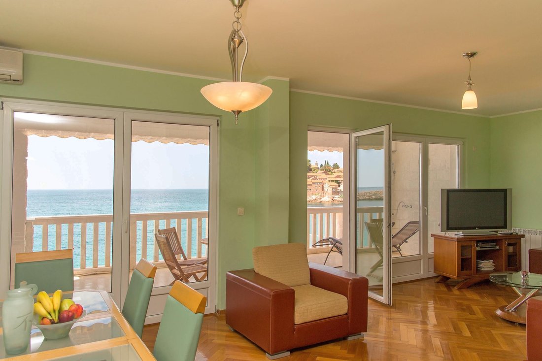 Apartment in Sveti Stefan, Budva Municipality, Montenegro 3 - 16369735