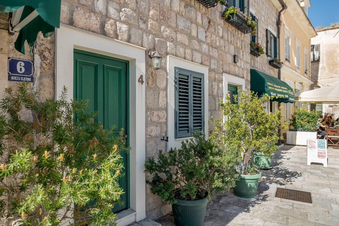 House in Herceg Novi, Herceg Novi Municipality, Montenegro 3 - 16369634
