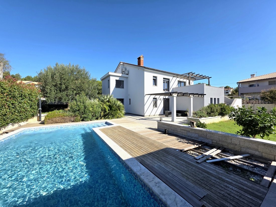 Villa in Mjesni odbor Busoler, Grad Pula, Istria County 3 - 16374214