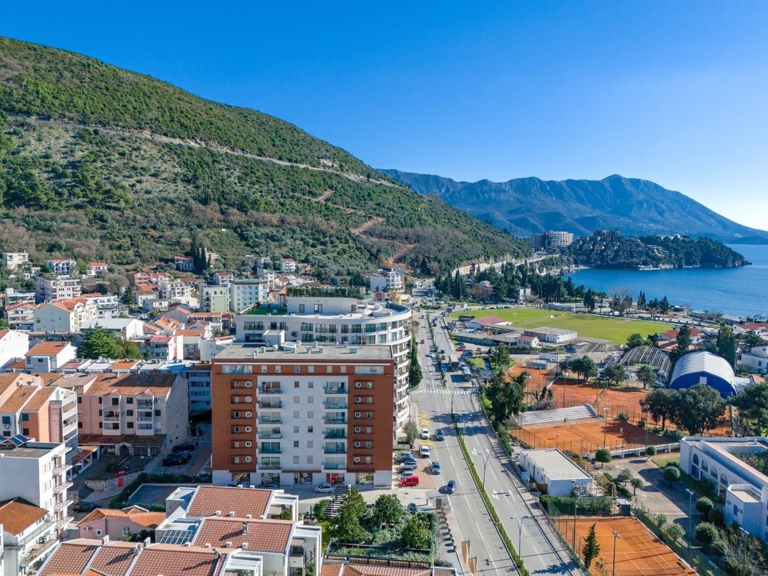 Apartment in Budva, Budva Municipality, Montenegro 3 - 16369731